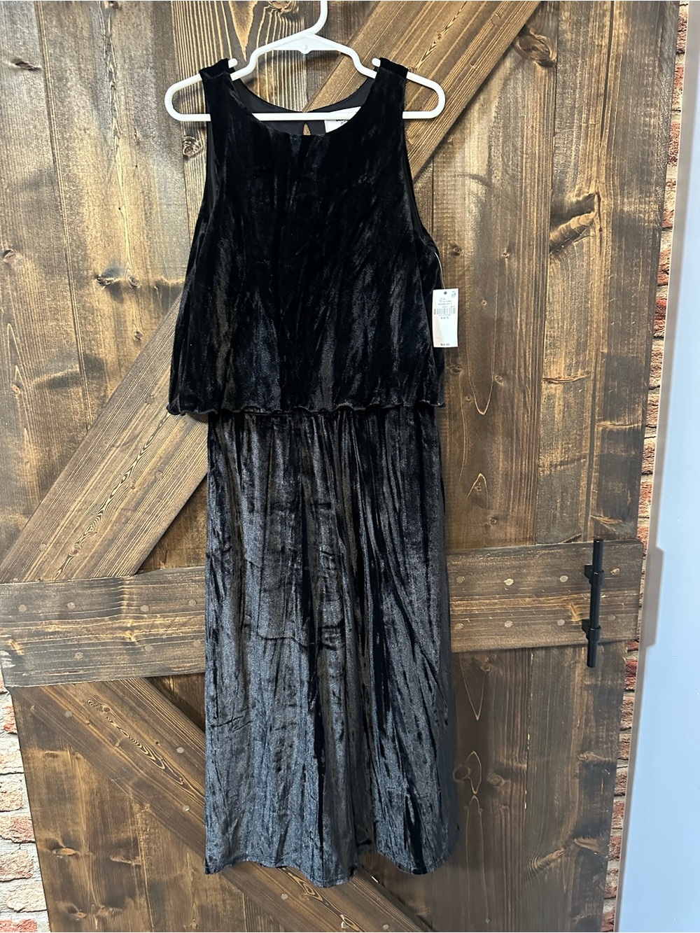 Black Velvet Sleeveless Jumpsuit Wide Leg with pockets girls size 6/7